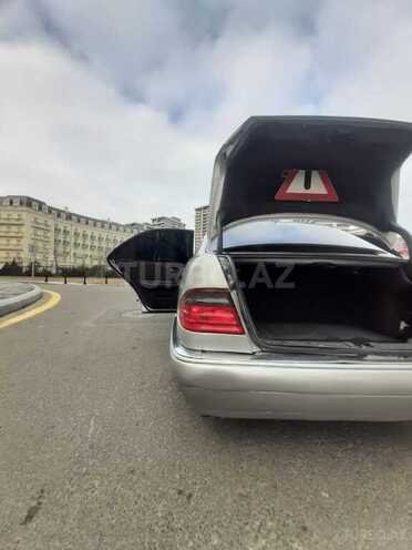 Mercedes E 300 1999, 110,000 km - 3.0 l - Bakı