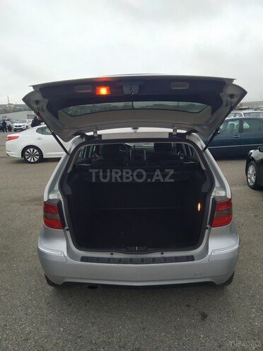Mercedes B 180 2009, 158,000 km - 1.7 л - Bakı