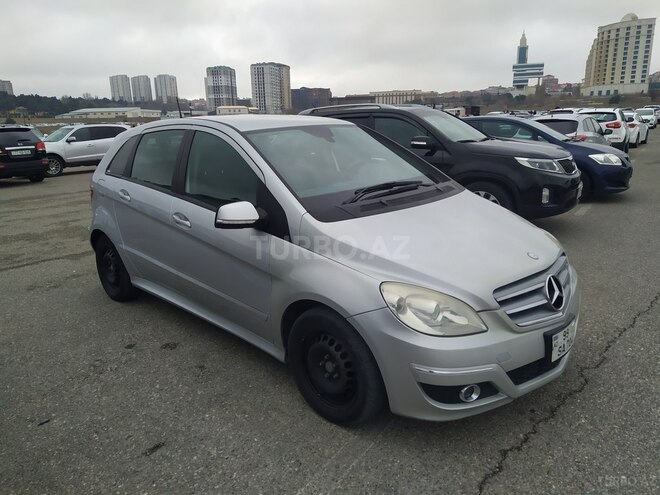 Mercedes B 180 2009, 158,000 km - 1.7 л - Bakı