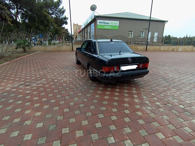 Mercedes 190 1991, 220,000 km - 2.0 l - Şirvan