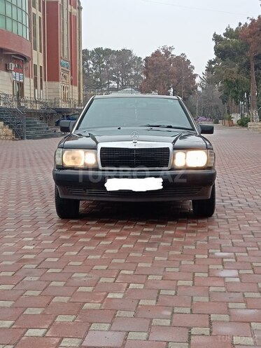 Mercedes 190 1991, 220,000 km - 2.0 l - Şirvan