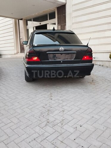 Mercedes C 220 1998, 111,000 km - 2.2 л - Beyləqan