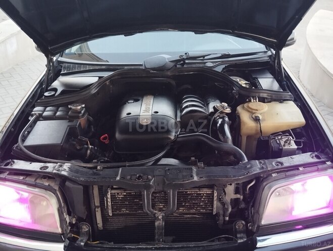Mercedes C 220 1998, 111,000 km - 2.2 л - Beyləqan