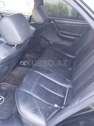 Mercedes C 220 1998, 111,000 km - 2.2 л - Beyləqan