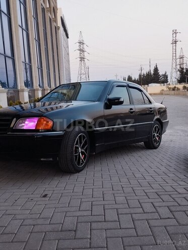 Mercedes C 220 1998, 111,000 km - 2.2 л - Beyləqan