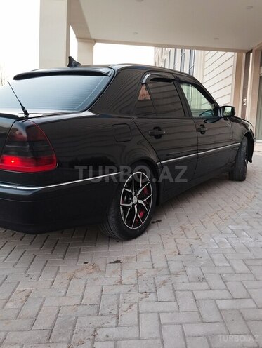 Mercedes C 220 1998, 111,000 km - 2.2 л - Beyləqan