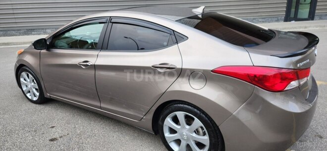 Hyundai Elantra 2011, 300,096 km - 1.8 l - Bakı