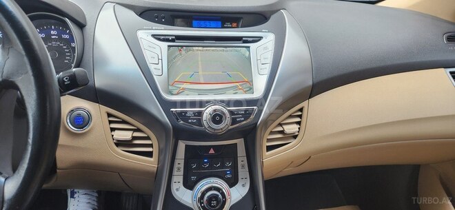 Hyundai Elantra 2011, 300,096 km - 1.8 l - Bakı
