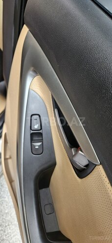 Hyundai Elantra 2011, 300,096 km - 1.8 l - Bakı