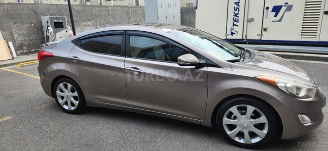 Hyundai Elantra 2011, 300,096 km - 1.8 l - Bakı