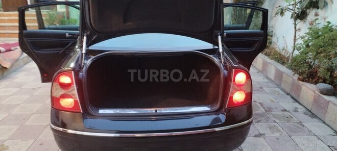 Volkswagen Passat 2002, 281,957 km - 1.8 l - Bakı