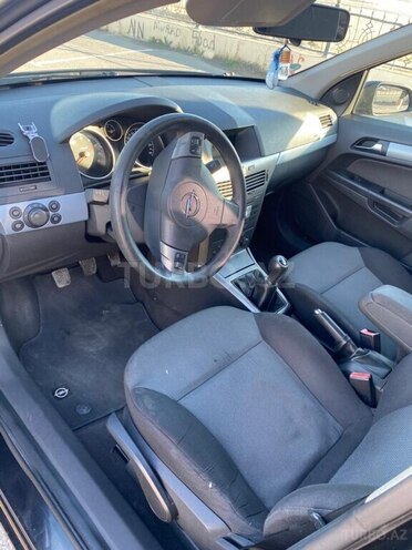 Opel Astra 2004, 180,000 km - 1.4 l - Bakı