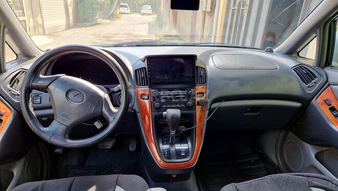 Lexus RX 300 2000, 260,000 km - 3.0 l - Bakı