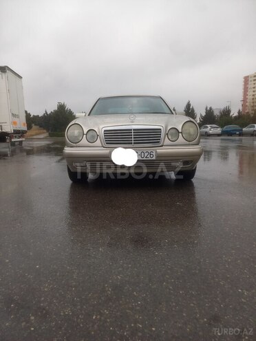 Mercedes E 240 1998, 250,467 km - 2.4 l - Bakı