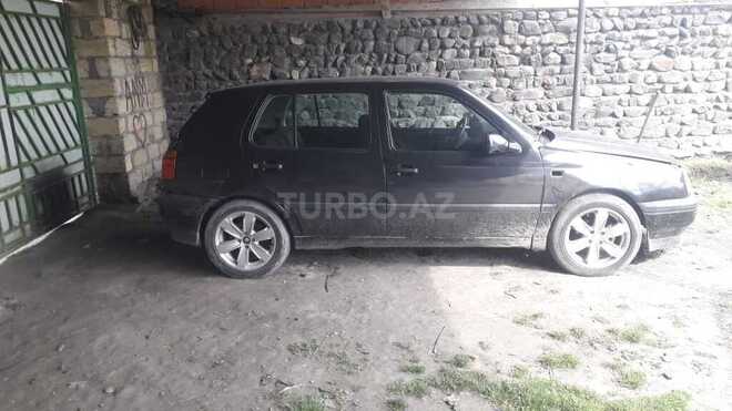 Volkswagen Golf 1992, 200,000 km - 1.6 l - Qax