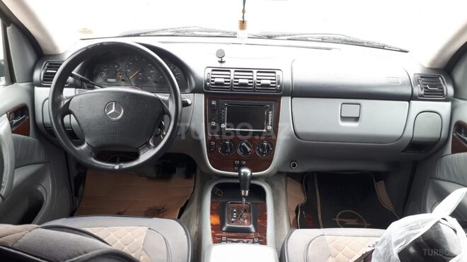 Mercedes ML 320 2001, 270,000 km - 3.2 l - Sumqayıt