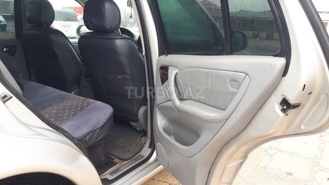 Mercedes ML 320 2001, 270,000 km - 3.2 l - Sumqayıt
