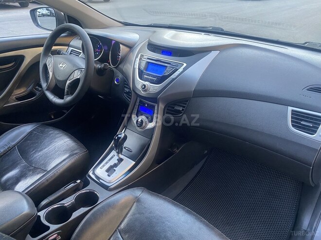 Hyundai Elantra 2011, 179,000 km - 1.8 l - Bakı