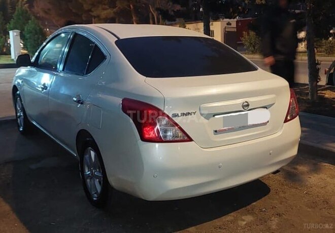 Nissan Sunny 2012, 167,000 km - 1.5 l - Bakı