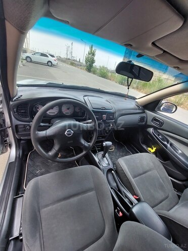 Nissan Sunny 2004, 332,000 km - 1.6 l - Bakı
