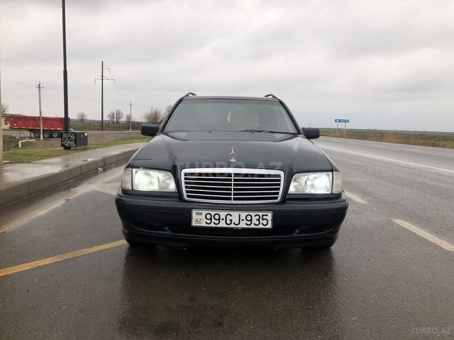 Mercedes C 220 1999, 390,000 km - 2.2 l - Biləsuvar