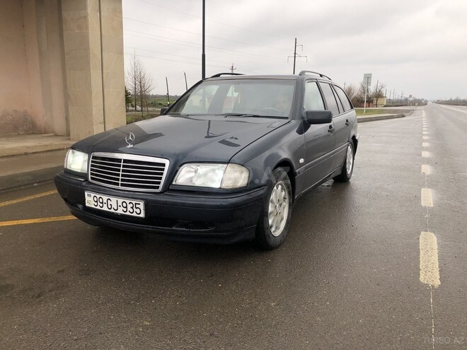 Mercedes C 220 1999, 390,000 km - 2.2 l - Biləsuvar