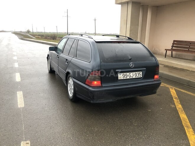 Mercedes C 220 1999, 390,000 km - 2.2 l - Biləsuvar