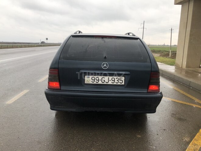 Mercedes C 220 1999, 390,000 km - 2.2 l - Biləsuvar