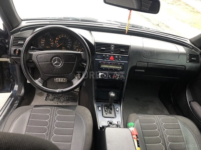 Mercedes C 220 1999, 390,000 km - 2.2 l - Biləsuvar