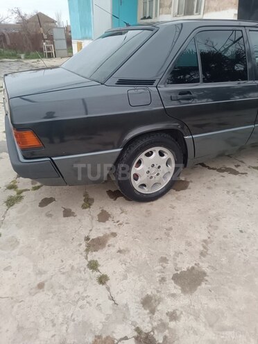 Mercedes 190 1992, 328,660 km - 1.8 l - Şirvan