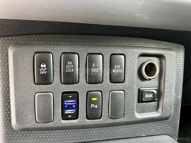 Toyota FJ Cruiser 2008, 289,000 km - 4.0 l - Bakı