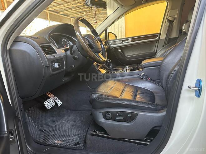 Volkswagen Touareg 2010, 188,500 km - 3.6 л - Bakı