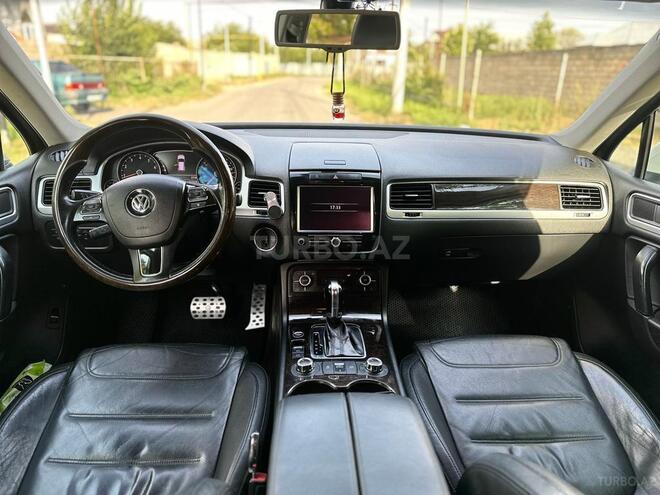Volkswagen Touareg 2010, 188,500 km - 3.6 л - Bakı