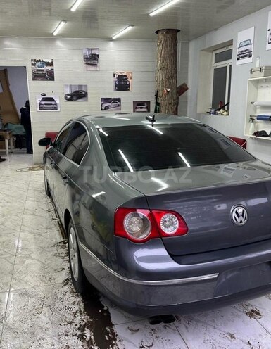Volkswagen Passat 2005, 400,000 km - 2.0 л - Bakı