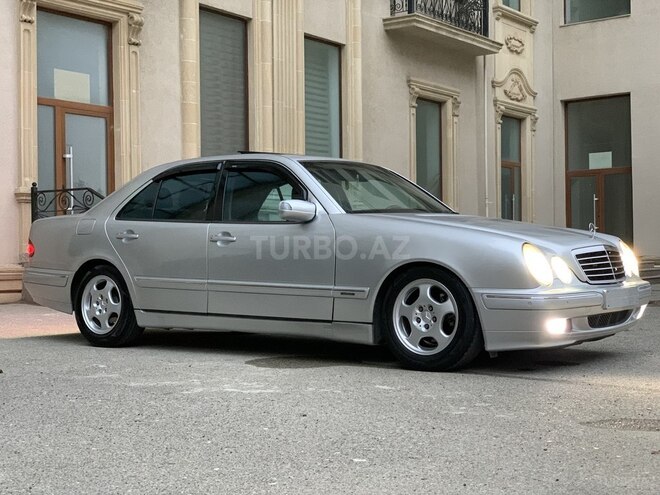Mercedes E 320 2001, 376,874 km - 3.2 l - Bakı