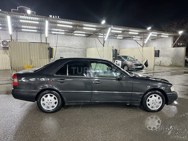 Mercedes C 180 1995, 298,000 km - 1.8 l - Bakı
