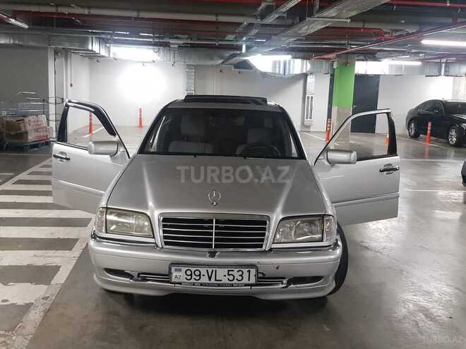 Mercedes C 240 1998, 180,000 km - 2.4 l - Bakı