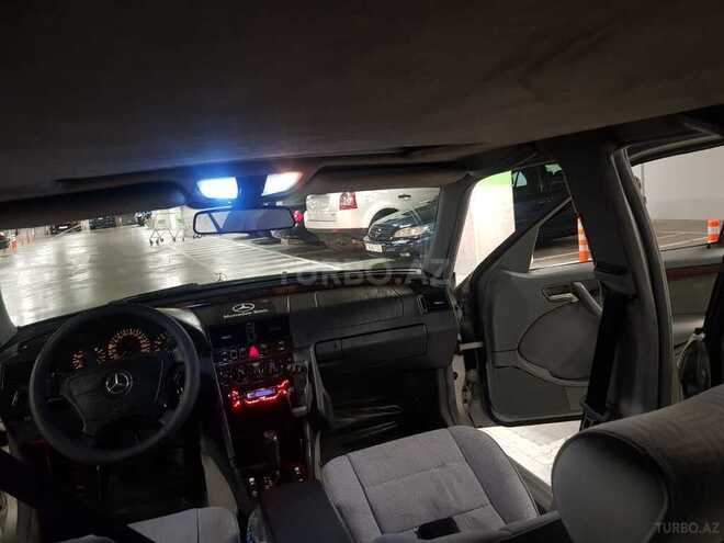 Mercedes C 240 1998, 180,000 km - 2.4 l - Bakı