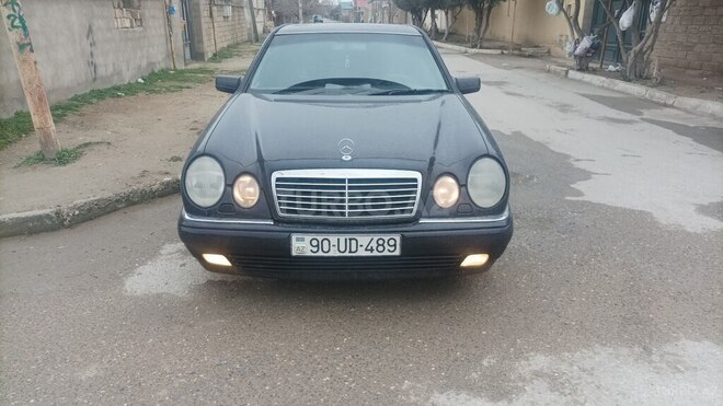 Mercedes E 240 1997, 397,285 km - 2.4 l - Bakı
