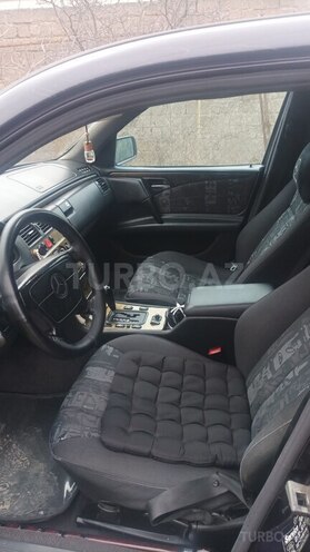 Mercedes E 240 1997, 397,285 km - 2.4 l - Bakı