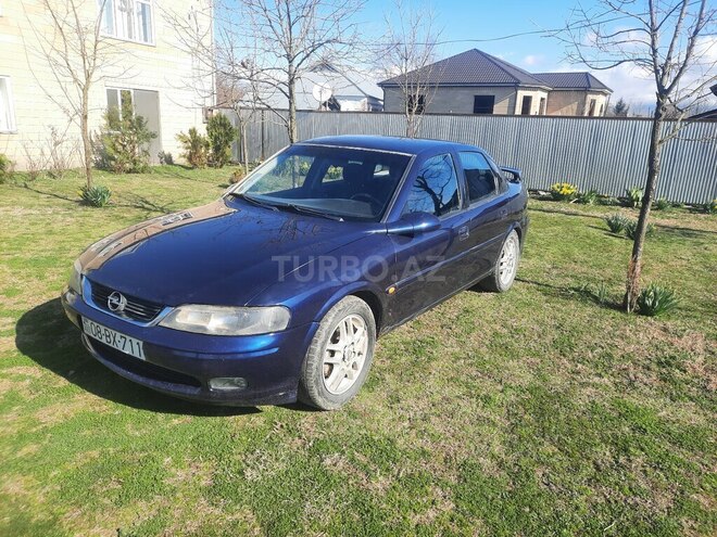 Opel Vectra 1999, 180,000 km - 2.0 l - Balakən