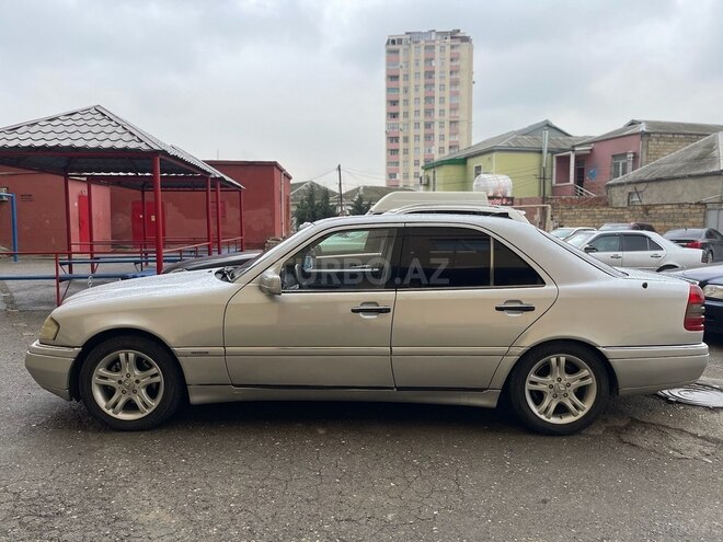 Mercedes C 200 1995, 212,536 km - 2.0 л - Bakı