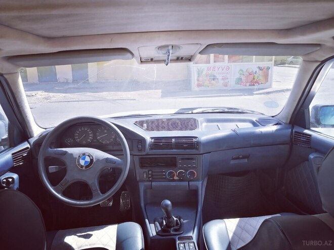 BMW 520 1989, 299,999 km - 2.0 l - Bakı