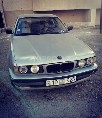 BMW 520 1989, 299,999 km - 2.0 l - Bakı