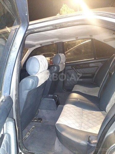 BMW 520 1989, 299,999 km - 2.0 l - Bakı