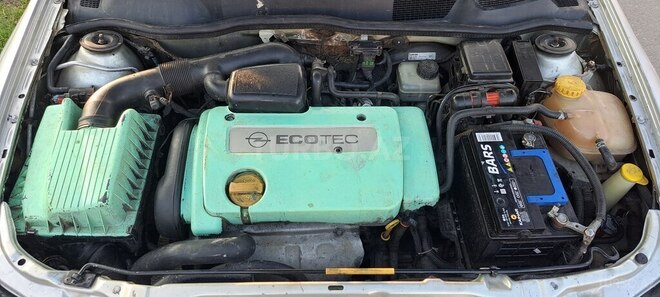 Opel Astra 1999, 156,000 km - 1.6 l - Qazax