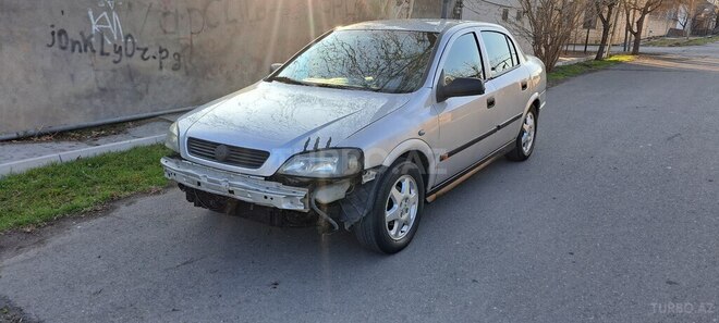 Opel Astra 1999, 156,000 km - 1.6 l - Qazax