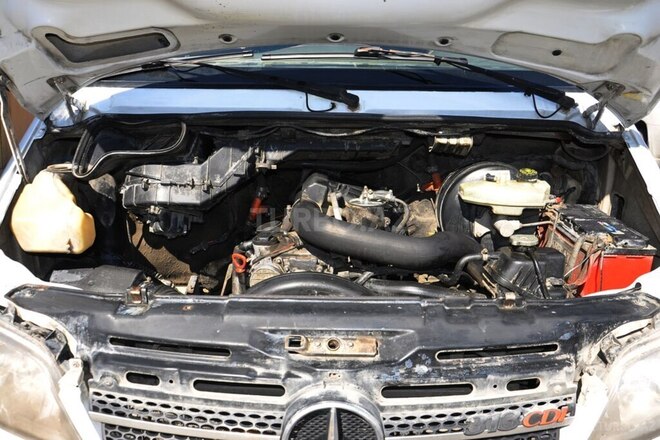 Mercedes Sprinter 313 2004, 369,521 km - 2.2 l - Ağstafa