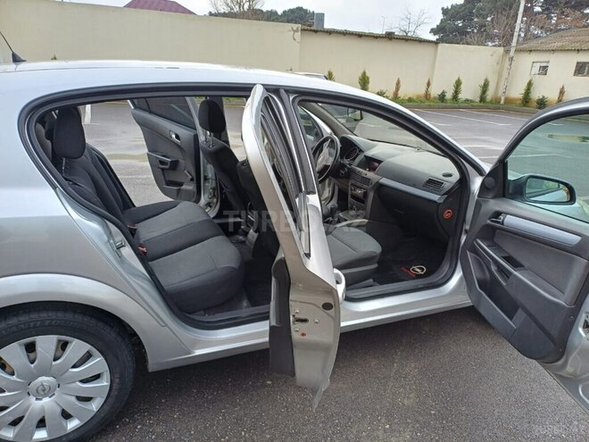 Opel Astra 2005, 228,500 km - 1.4 l - Bakı