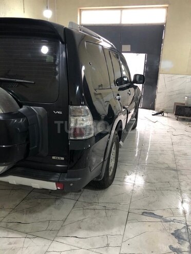 Mitsubishi Pajero 2007, 290,000 km - 3.0 l - Bakı